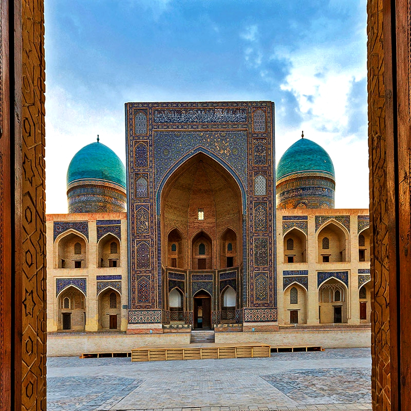 Tashkent, Khiva, Bukhara & Samarcanda Tashkent, Khiva, Bukhara & Samarcanda