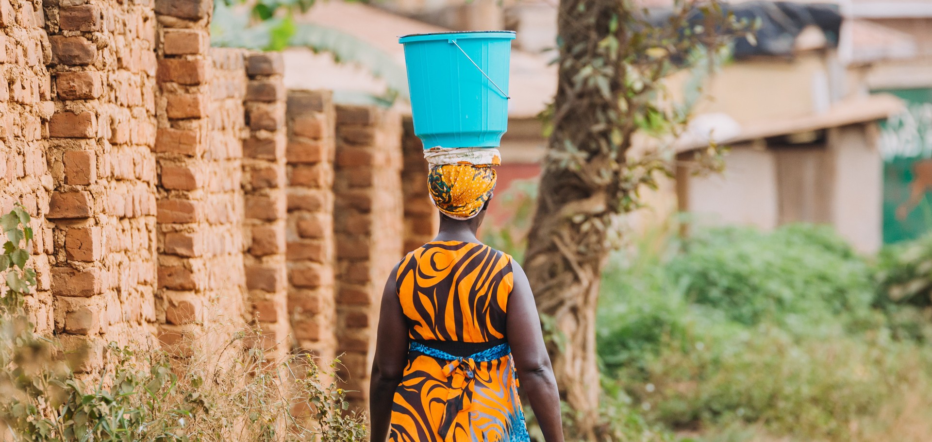 Entebbe, Masindi, Murchison Falls, Hoima, Kibale, Queen Elizabeth, Ishasha, Kisoro, Volcanoes, Akagera & Kigali