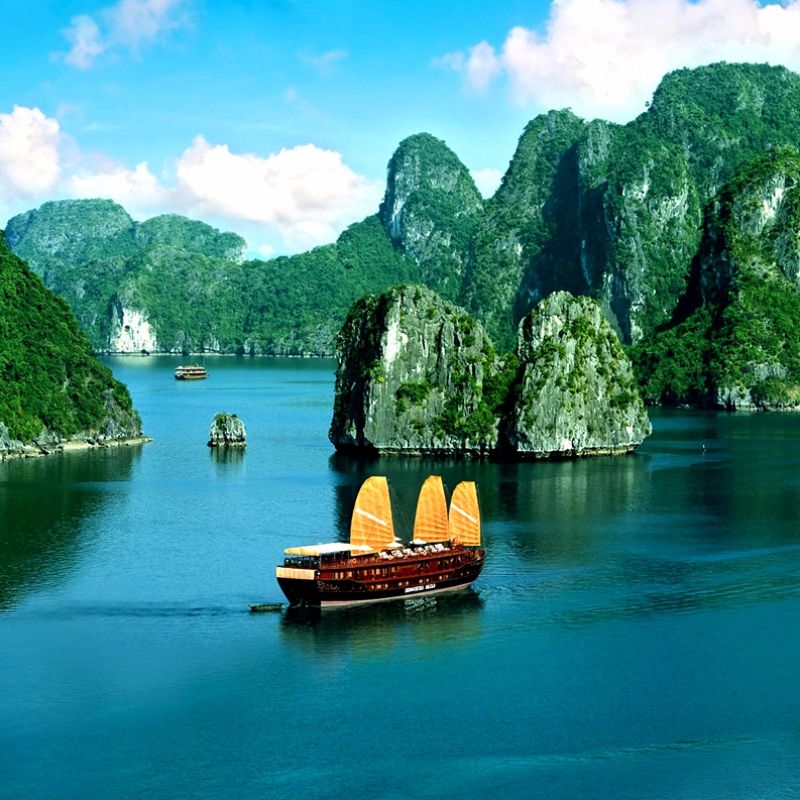 Hanoi, Halong Bay, Hoi An, Hue, Ho Chi Minh & Siem Reap  