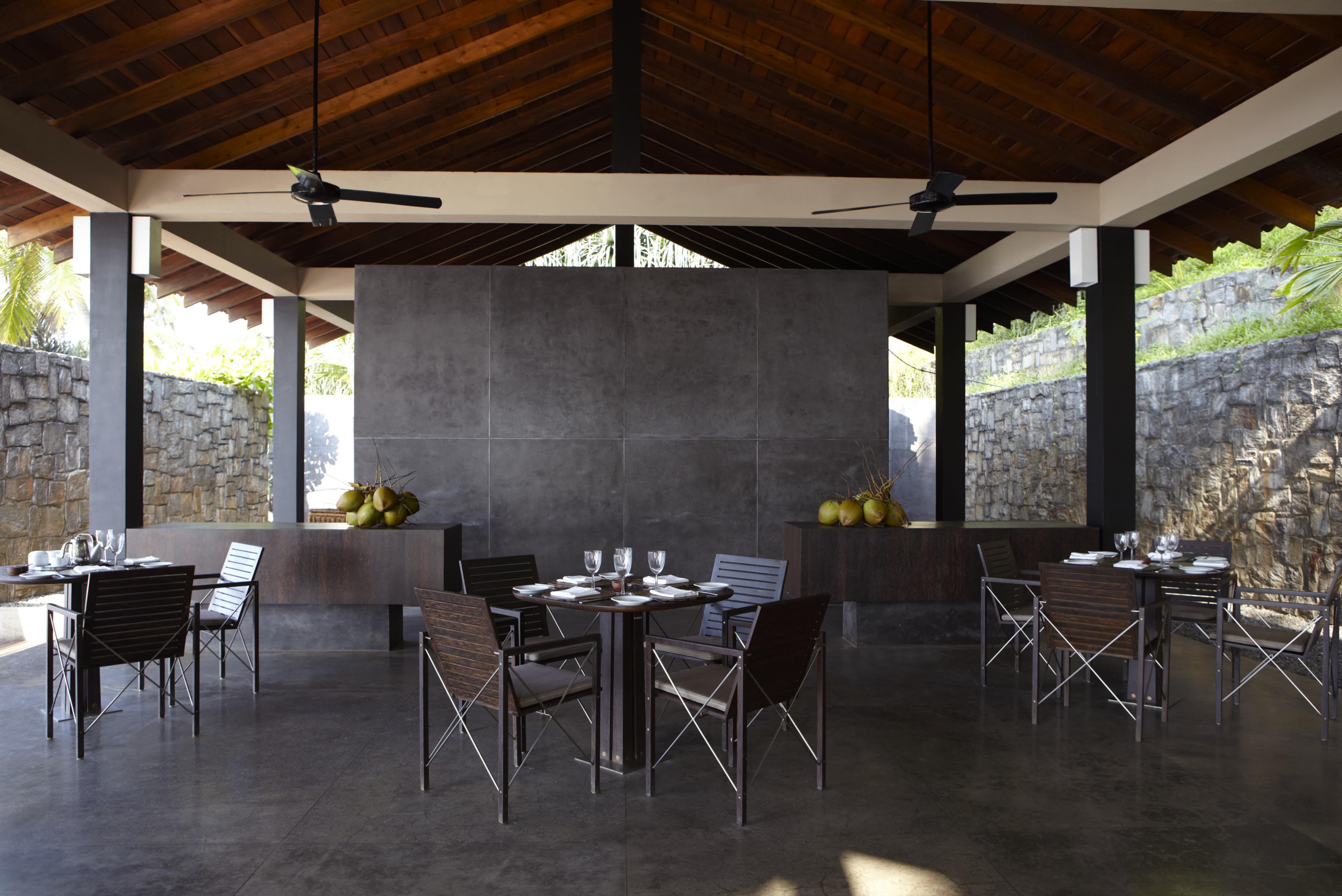 Restaurantes & Bares